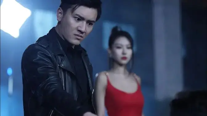 《傲世神尊》：废柴逆袭之路，看我如何用实力打脸全世界！